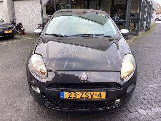 Fiat Punto Evo 0.9 Twinair Sport picture 2