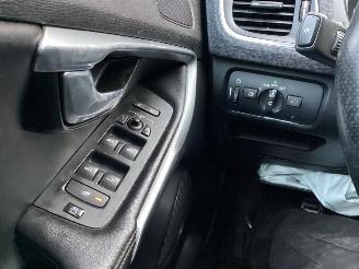 Volvo V-40 1.6 D2 picture 14