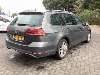 Volkswagen Golf 1.0 TSi picture 5