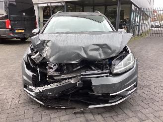 Volkswagen Golf 1.0 TSi picture 2