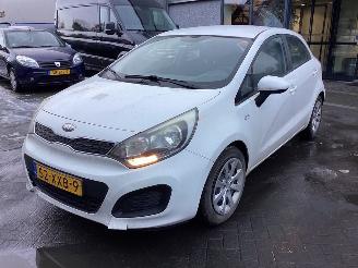 škoda osobní automobily Kia Rio 1.2 CVVT Comfort Pack 2012/9