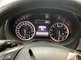 Infiniti Q30 Q30 (H15), SUV, 2015 1.6t 16V picture 11