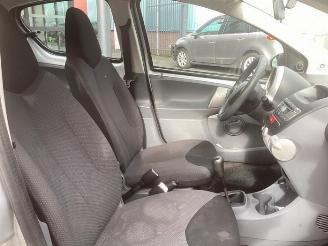 Toyota Aygo Aygo (B10), Hatchback, 2005 / 2014 1.0 12V VVT-i picture 10