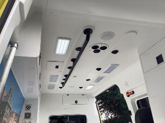 Mercedes Sprinter 319 V6Ambulance picture 14
