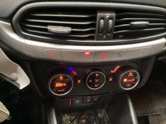 Fiat Tipo Tipo (356S), Sedan, 2015 1.4 16V picture 12