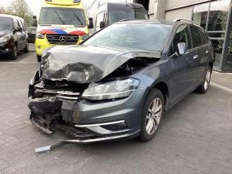 Coche siniestrado Volkswagen Golf Golf VII Variant (AUVV), Combi, 2013 / 2021 1.0 TSI 12V BlueMotion Technology 2018/10