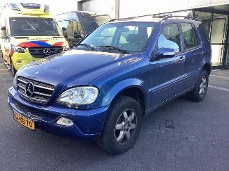 Schadeauto Mercedes M-klasse 500 V 2002/3