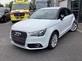 Coche siniestrado Audi A1 A1 (8X1/8XK), Hatchback 3-drs, 2010 / 2018 1.2 TFSI 2012/8
