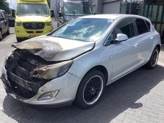 Purkuautot passenger cars Opel Astra Astra J (PC6/PD6/PE6/PF6), Hatchback 5-drs, 2009 / 2015 1.4 Turbo 16V 2010/9