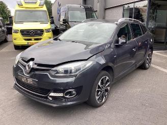 Dezmembrări autoturisme Renault Mégane Megane III Grandtour (KZ), Combi 5-drs, 2008 / 2016 1.2 16V TCE 115 2014/2
