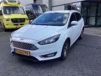 krockskadad bil auto Ford Focus 1.0 Trend 2018/3