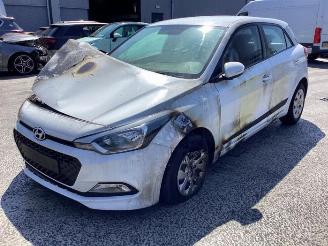 Dezmembrări autoturisme Hyundai I-20 i20 (GBB), Hatchback, 2014 / 2020 1.2i 16V 2016/3
