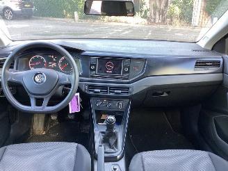 Volkswagen Polo 10 MPI Beats picture 9