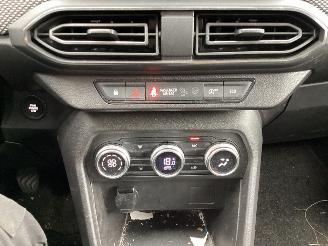 Dacia Sandero 1.0 TCe 100 Bi-Fuel Comfort picture 17