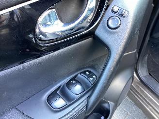 Nissan Qashqai 1.2 Tekna picture 10