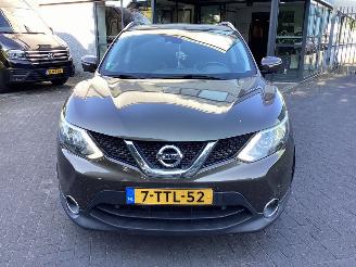 Nissan Qashqai 1.2 Tekna picture 2