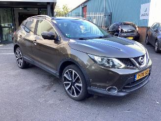 Nissan Qashqai 1.2 Tekna picture 3