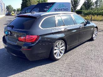 BMW 5-serie 520 D high Executive picture 5
