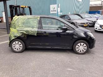 Volkswagen Up! Up! (121), Hatchback, 2011 1.0 12V 60 picture 4