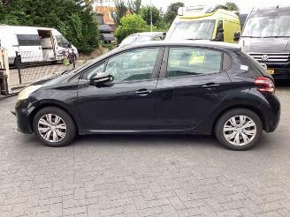 Peugeot 208 208 I (CA/CC/CK/CL), Hatchback, 2012 / 2019 1.4 16V picture 8