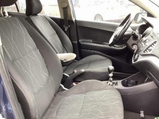 Kia Picanto Picanto (TA), Hatchback, 2011 / 2017 1.0 12V picture 10