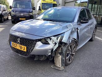 Auto incidentate Peugeot 208 Pure Tech  GT 130 2021/10