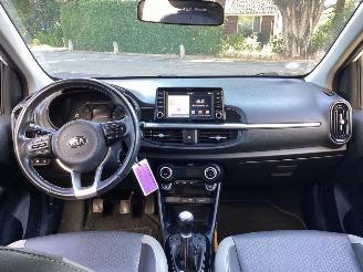 Kia Picanto 1.0 CVVT Design Edition picture 9