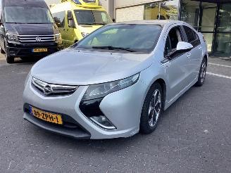 skadebil auto Opel Ampera 1.4 2013/1