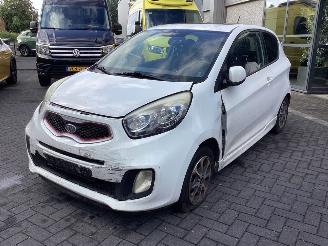 Coche accidentado Kia Picanto  2012/3