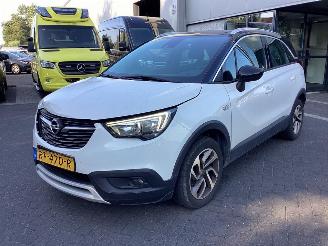 krockskadad bil auto Opel Crossland 1.2 Turbo 2017/11