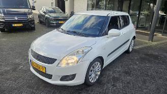 Coche accidentado Suzuki Swift 1.2 16V 2012/5