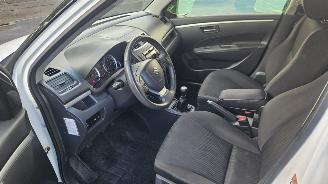 Suzuki Swift 1.2 16V picture 9