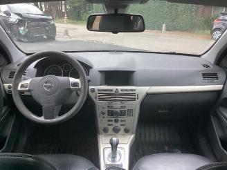 Opel Astra Astra H SW (L35), Combi, 2004 / 2010 1.6 16V Twinport picture 9
