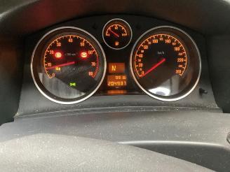 Opel Astra Astra H SW (L35), Combi, 2004 / 2010 1.6 16V Twinport picture 13