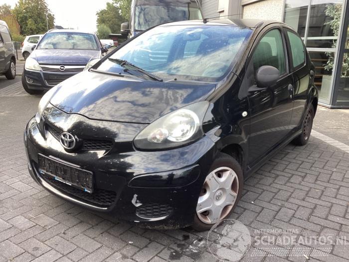 Toyota Aygo Aygo (B10), Hatchback, 2005 / 2014 1.0 12V VVT-i