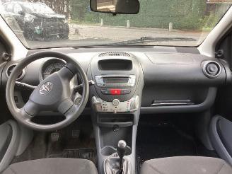Toyota Aygo Aygo (B10), Hatchback, 2005 / 2014 1.0 12V VVT-i picture 9