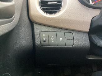 Hyundai I-10  picture 15