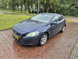  Volvo V-40 1.6 D2 Momentum 2013/9