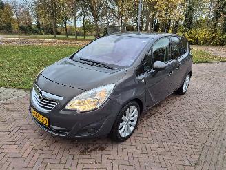 krockskadad bil auto Opel Meriva 1.4 Turbo Cosmo LPG 2013/11