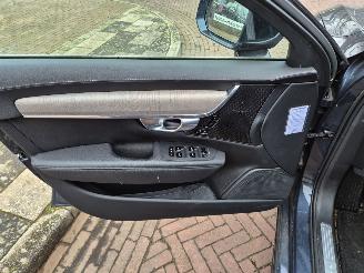 Volvo V-90 2.0 B4 Inscription picture 13