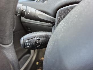 Peugeot 208 1.2 VTi Active picture 16