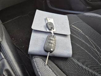 Peugeot 208 1.2 VTi Active picture 15