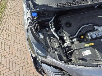 Peugeot 3008 1.2 HYBRID picture 10