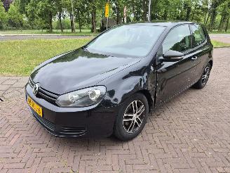 krockskadad bil auto Volkswagen Golf 1.2 TSI TRENDLINE 2011/6