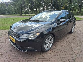 Coche accidentado Seat Leon ST1.0 EcoTSI Style Connect 2015/10