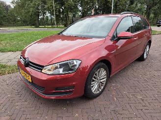Vaurioauto  passenger cars Volkswagen Golf 1.2 TSI  AUTOMAAT 2014/4