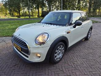 škoda osobní automobily Mini One 1.2 BUSINNES 2015/3