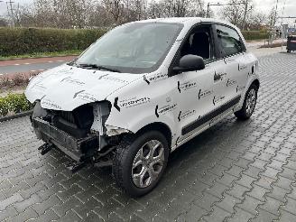 Voiture accidenté Renault Twingo 1.0 SCe Life airco 2020/6