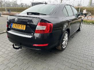 Skoda Octavia 1.2 TSI Greentech Ambition Businessline picture 2