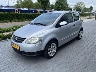 Schadeauto Volkswagen Fox 1.2 Trendline Airco    KM 111479 2009/9
